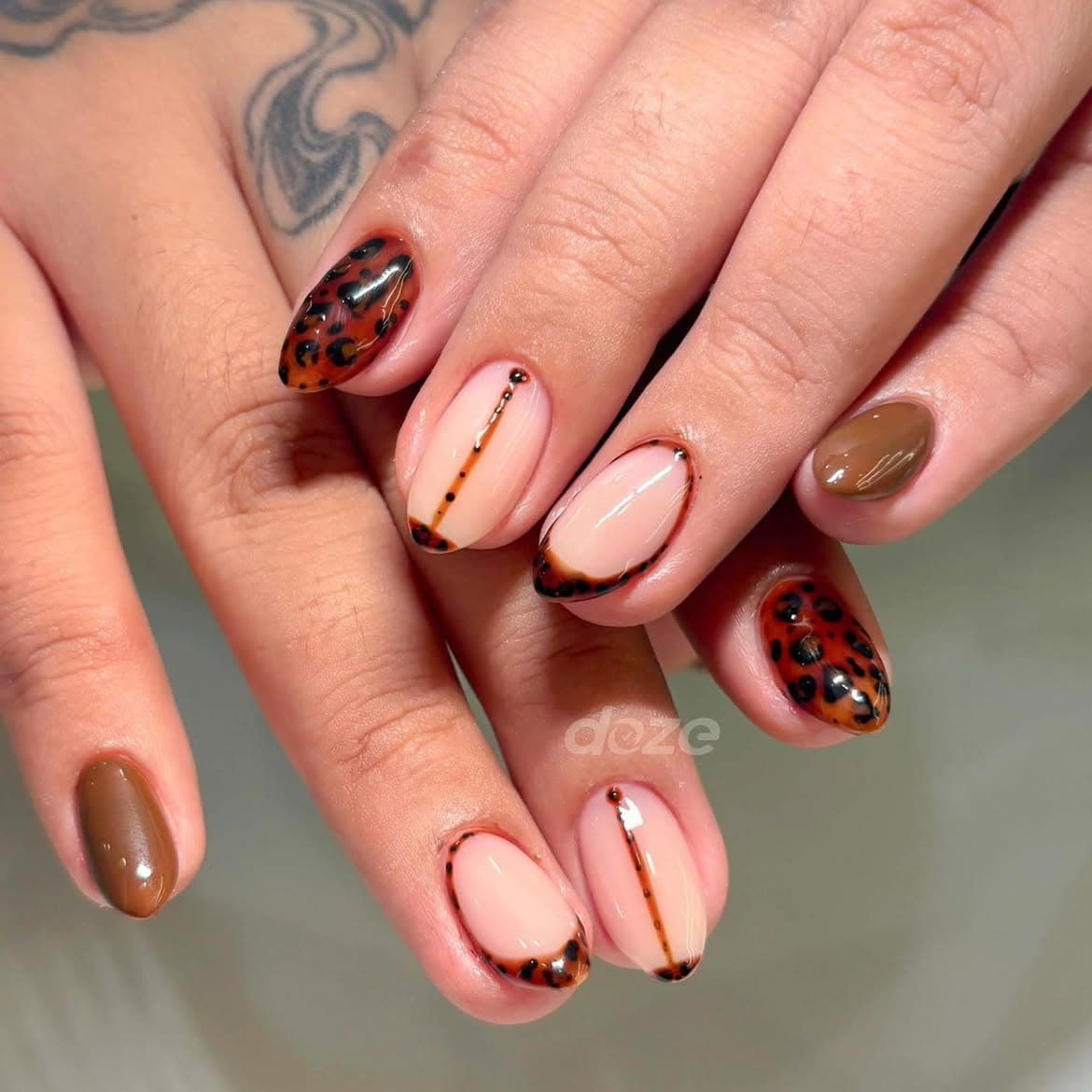 Custom Chrome & Pastel Gel Nail Art